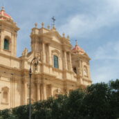 Cattedrale di Noto: altra foto del  Cristo.